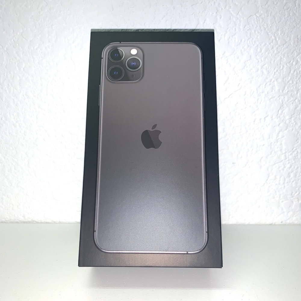 iPhone 11 Pro Max Box